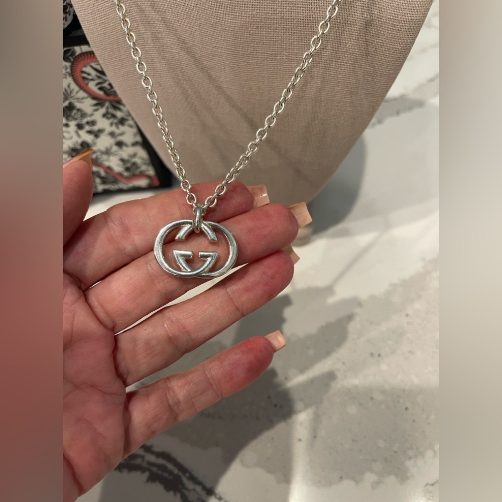 NWT Authentic Gucci Unisex Interlocking 925 Silver Necklace. - Picture 2 of 5